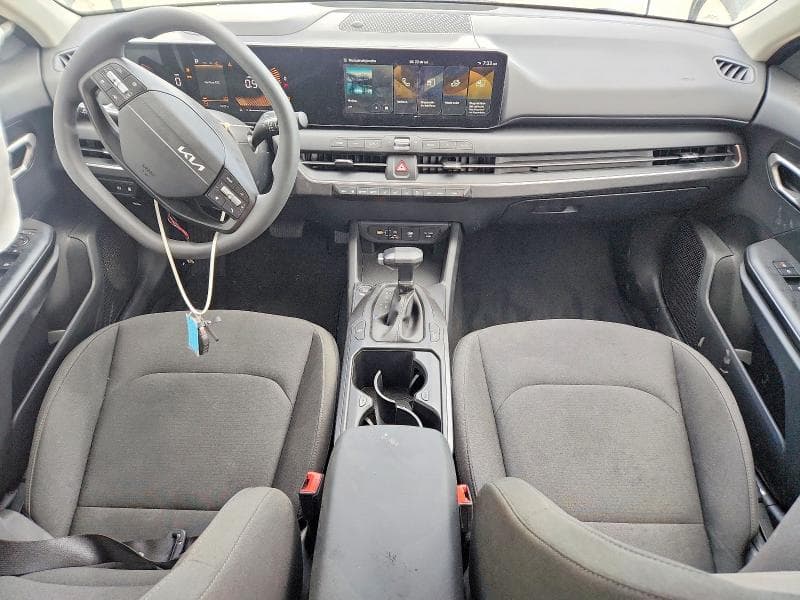2026 KIA K4 LX 8