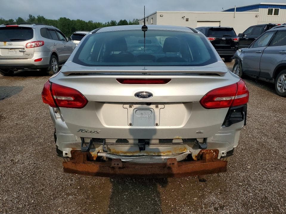 2017 FORD FOCUS SE 6