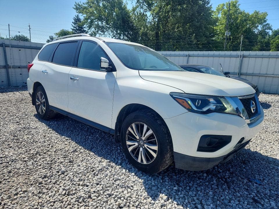2017 NISSAN PATHFINDER S 4