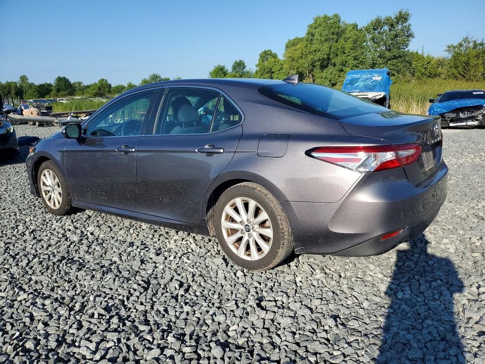 2020 TOYOTA CAMRY LE 2