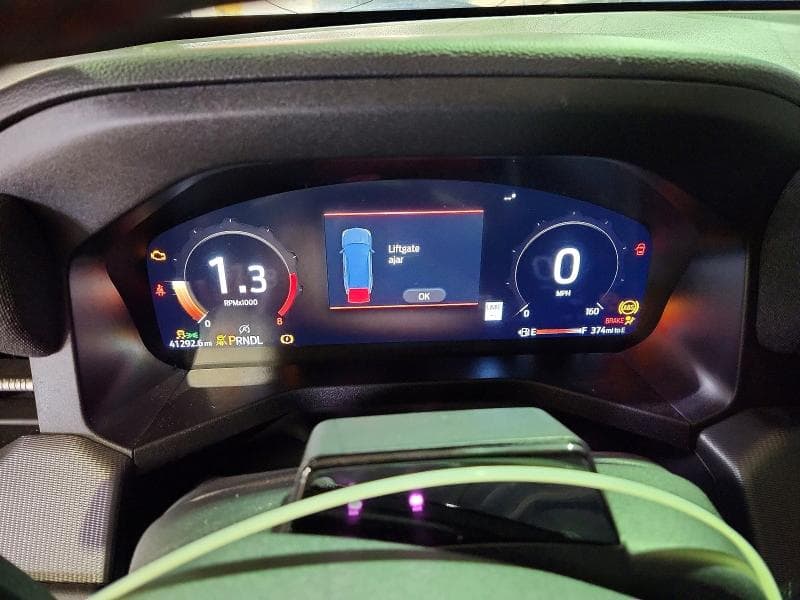 2025 FORD EXPLORER ST-LINE 9