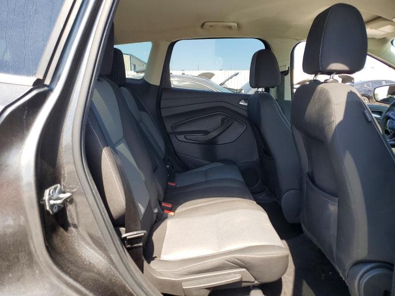 2017 FORD ESCAPE SE 11