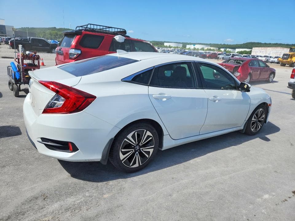 2018 HONDA CIVIC EX 3