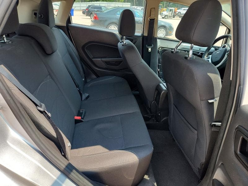2017 FORD FIESTA SE 10