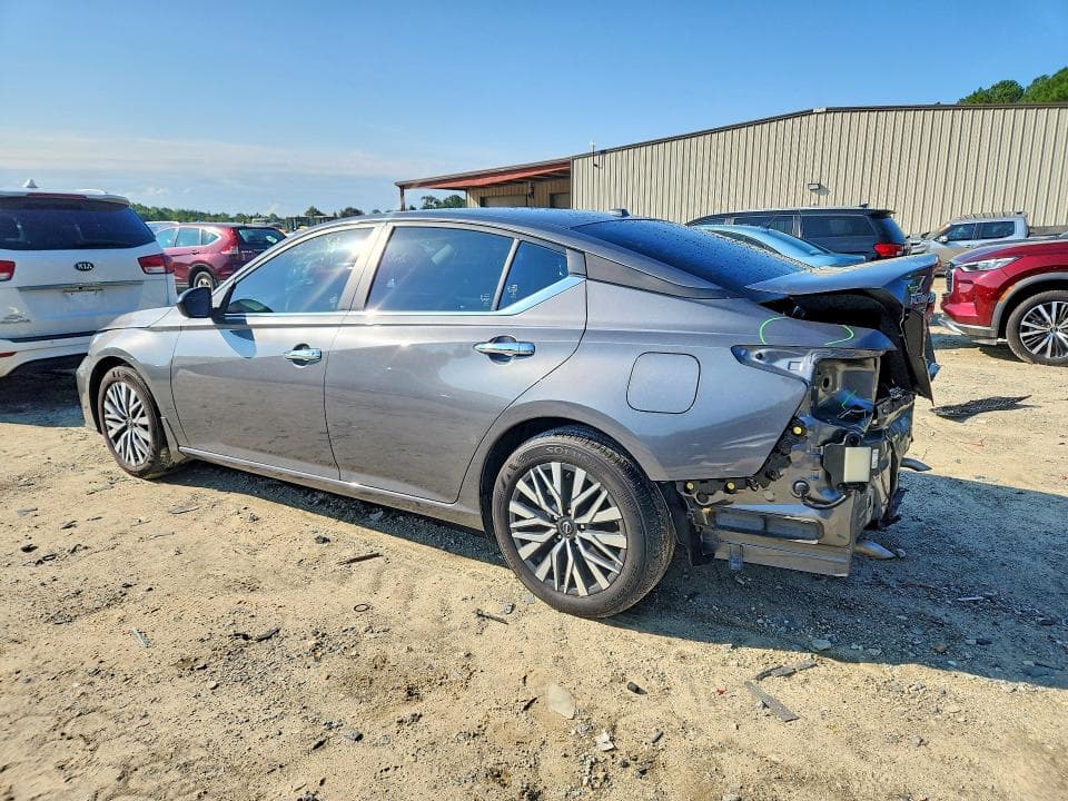 2025 NISSAN ALTIMA SV 2