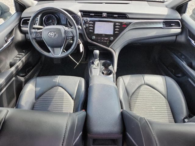 2020 TOYOTA CAMRY SE 8