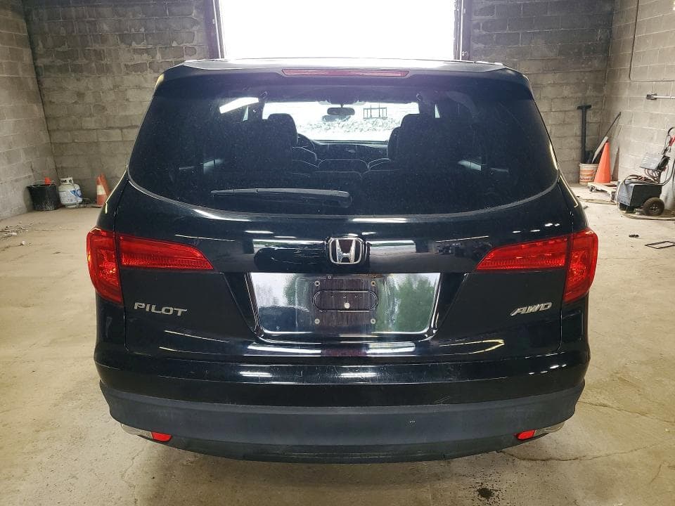 2018 HONDA PILOT LX 6