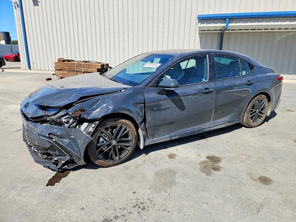 2026 TOYOTA CAMRY SE - 1