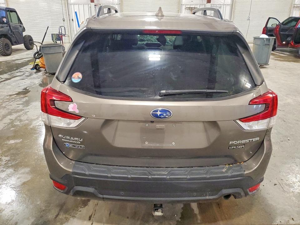 2020 SUBARU FORESTER LIMITED 6