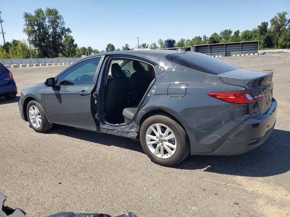 2025 TOYOTA CAMRY LE 2