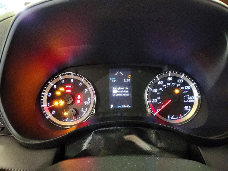 2021 TOYOTA HIGHLANDER L 9