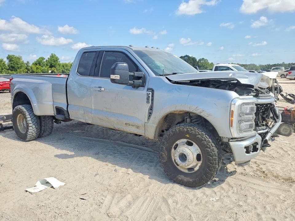 2024 FORD F350 SUPER DUTY 4