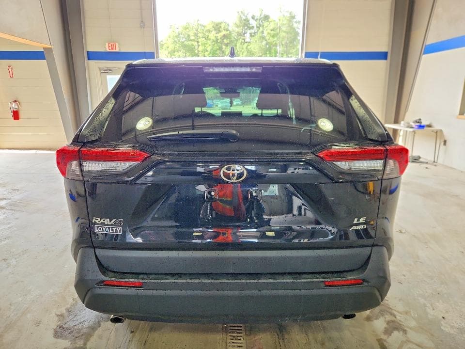 2024 TOYOTA RAV4 LE 6