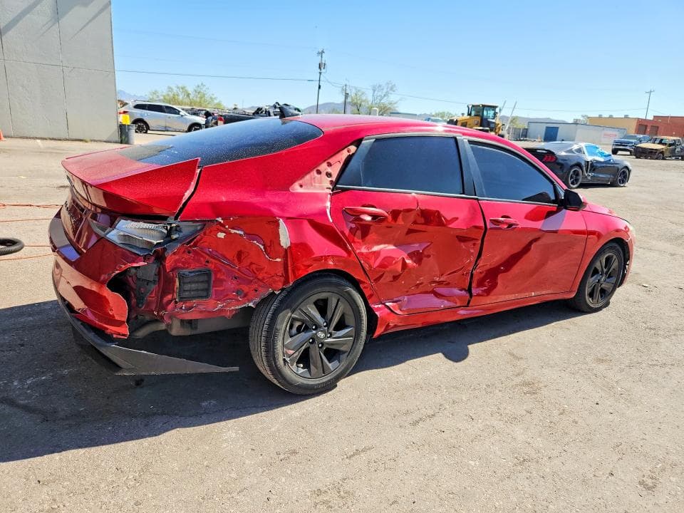 2021 HYUNDAI ELANTRA SEL 3