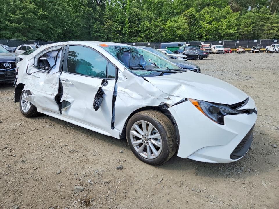 2026 TOYOTA COROLLA LE 4
