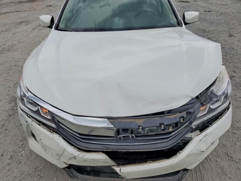 2017 HONDA ACCORD LX 11