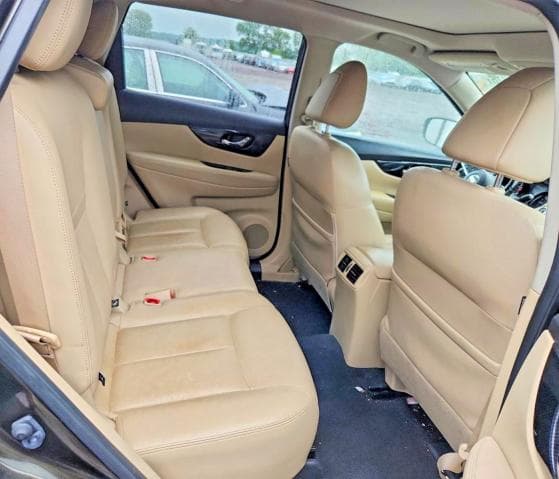 2017 NISSAN ROGUE SL 11