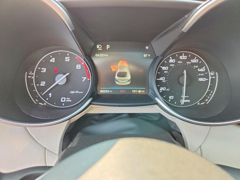 2018 ALFA ROMEO GIULIA Q4 9