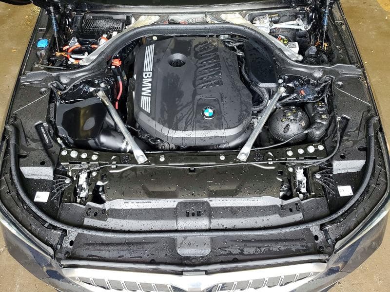 2025 BMW 540 XI 11