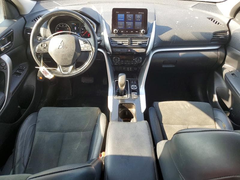 2024 MITSUBISHI ECLIPSE CROSS SE 8