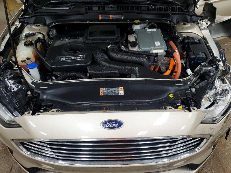 2019 FORD FUSION SE 11