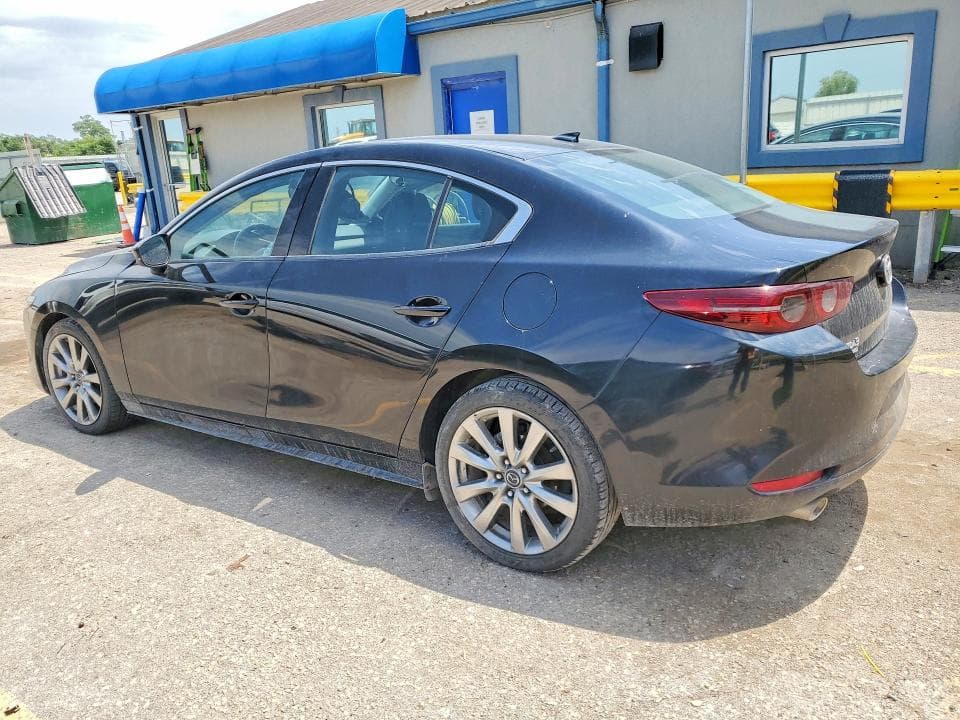 2020 MAZDA 3 PREMIUM 2