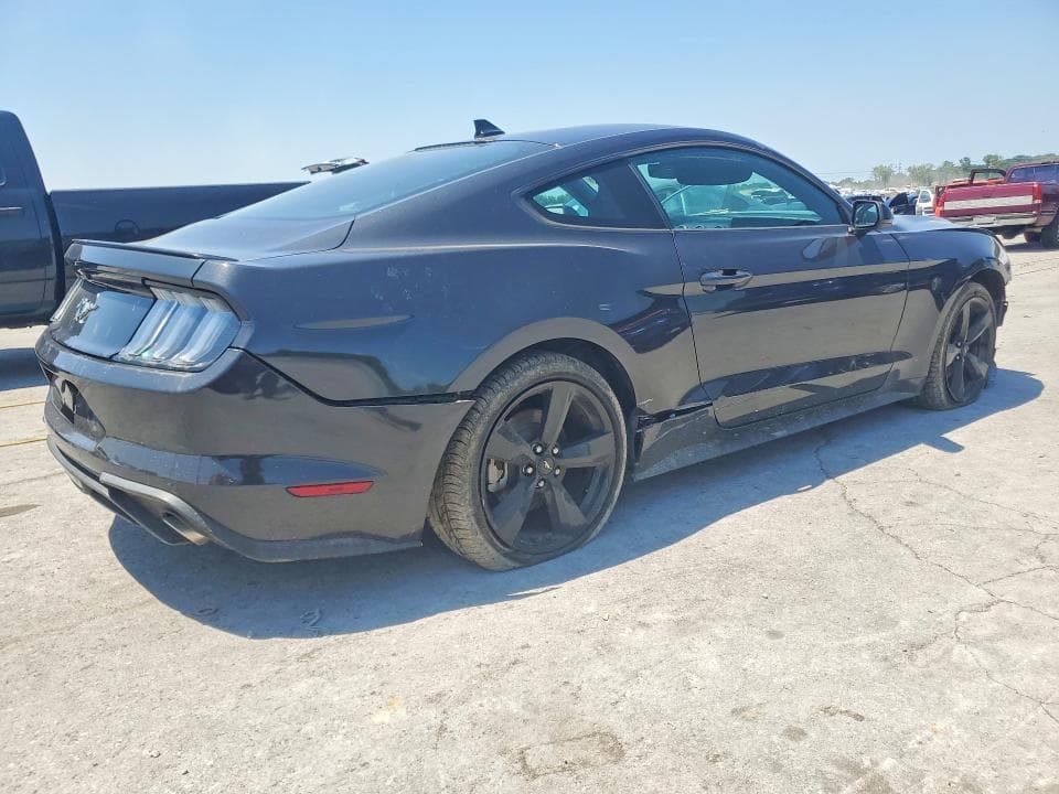 2022 FORD MUSTANG 3