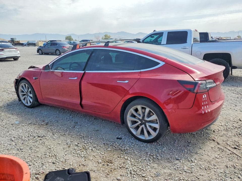 2018 TESLA MODEL 3 2