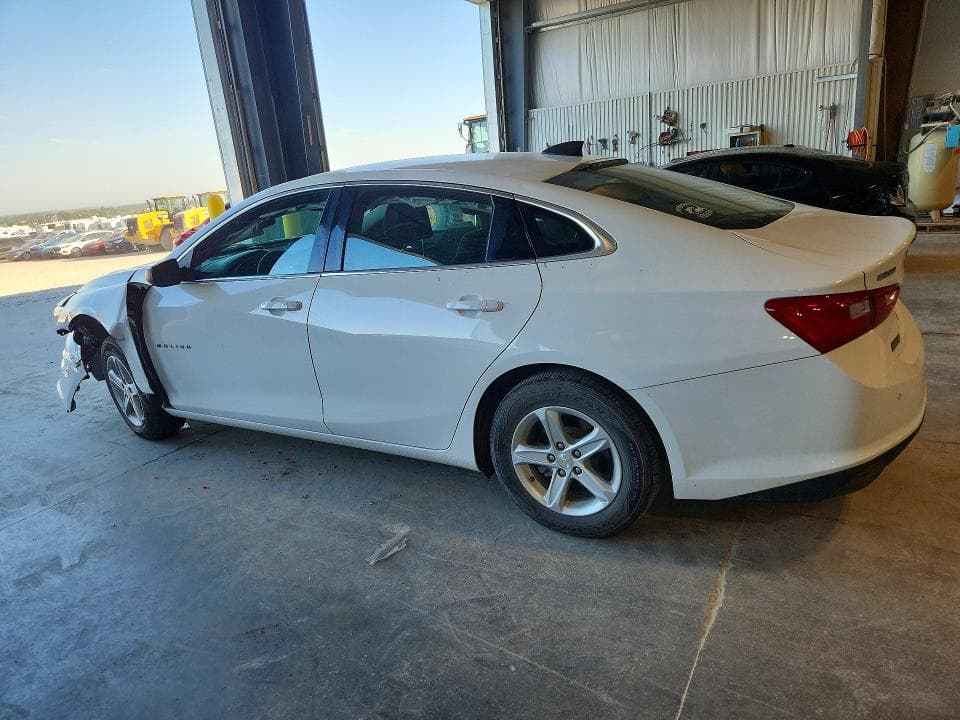 2020 CHEVROLET MALIBU LS 2
