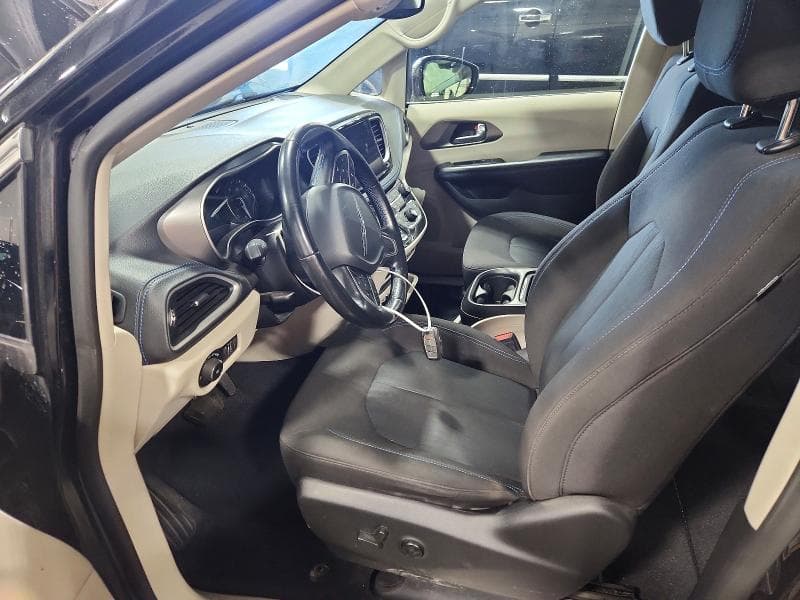 2021 CHRYSLER PACIFICA TOURING 7