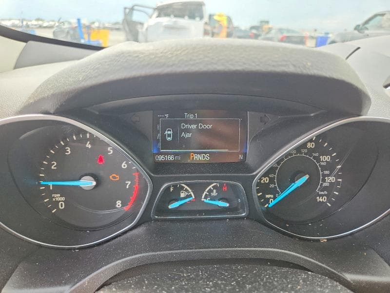 2019 FORD ESCAPE SE 9