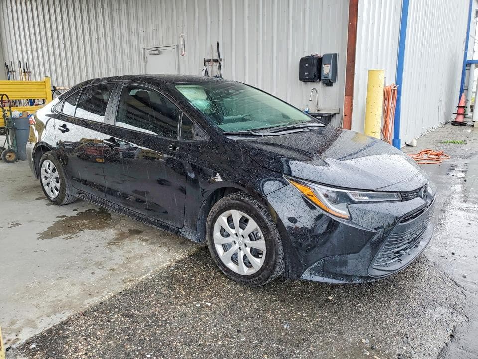 2024 TOYOTA COROLLA LE 4