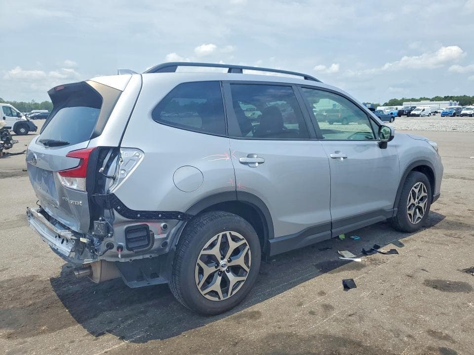 2021 SUBARU FORESTER PREMIUM 3