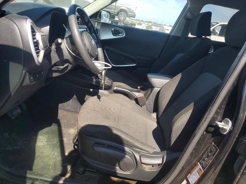 2020 KIA SOUL LX 7
