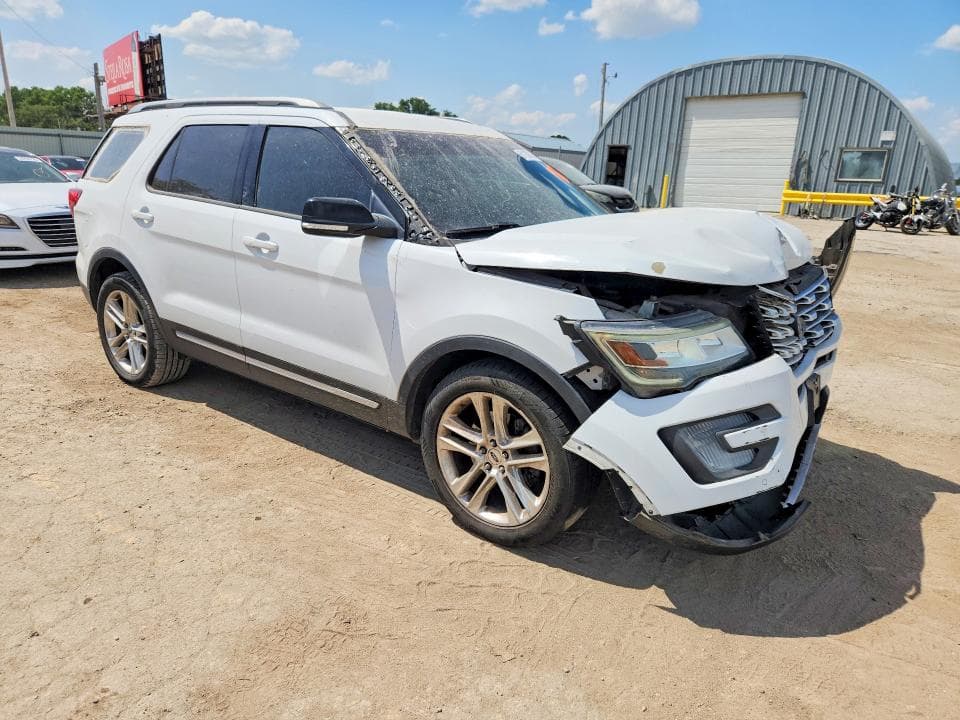 2017 FORD EXPLORER XLT 4