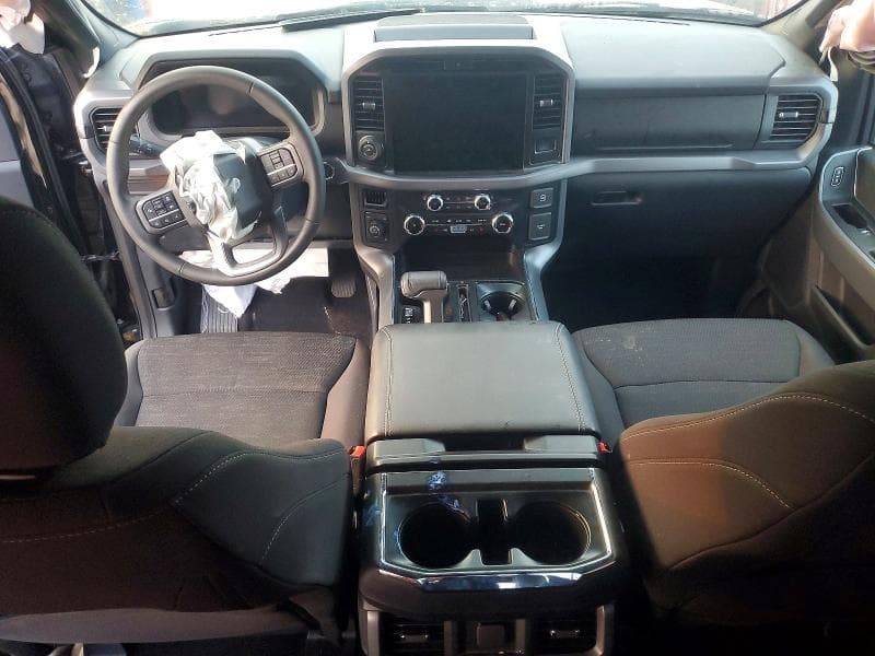 2025 FORD F150 XLT 8