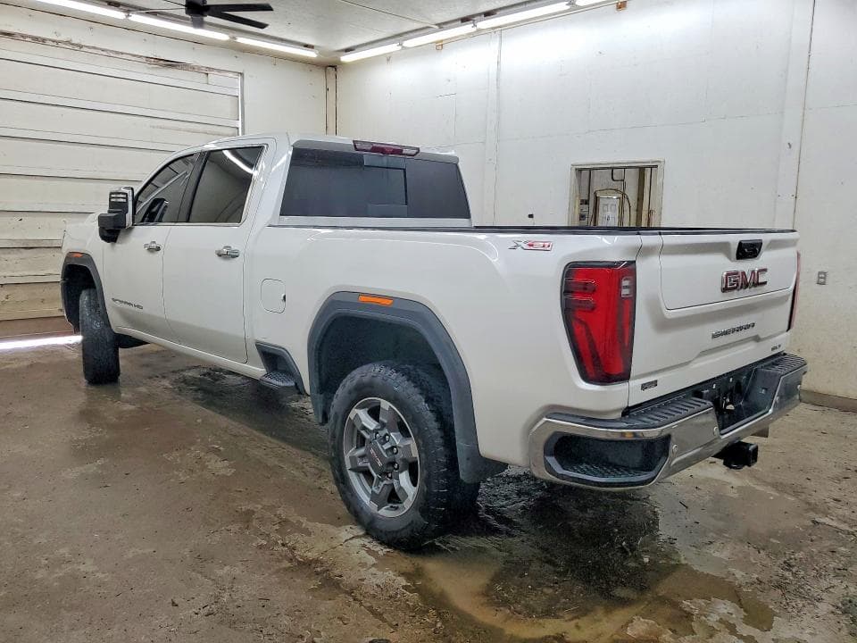 2025 GMC SIERRA K2500 SLT 2