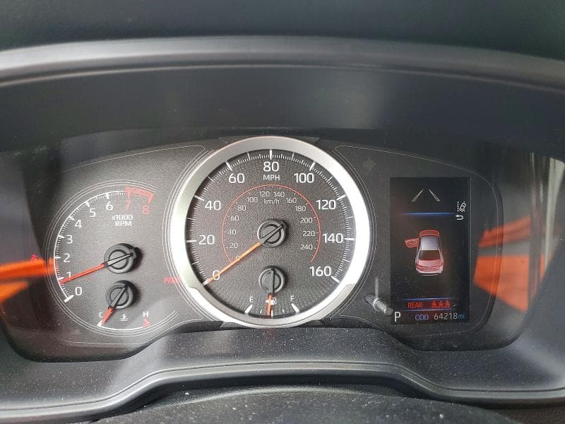 2021 TOYOTA COROLLA SE 9