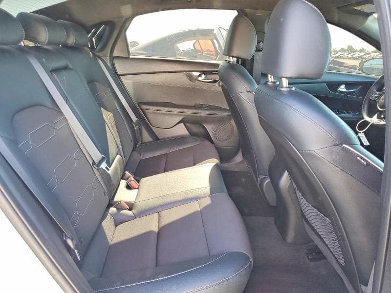 2024 KIA FORTE GT LINE 10