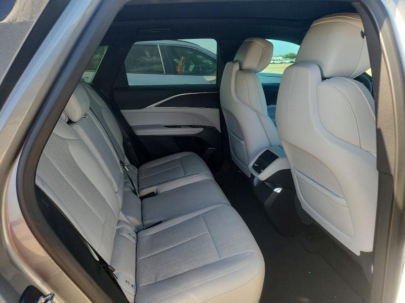 2024 CADILLAC LYRIQ SPORT 10