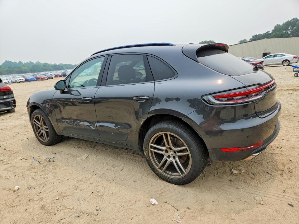 2021 PORSCHE MACAN 2