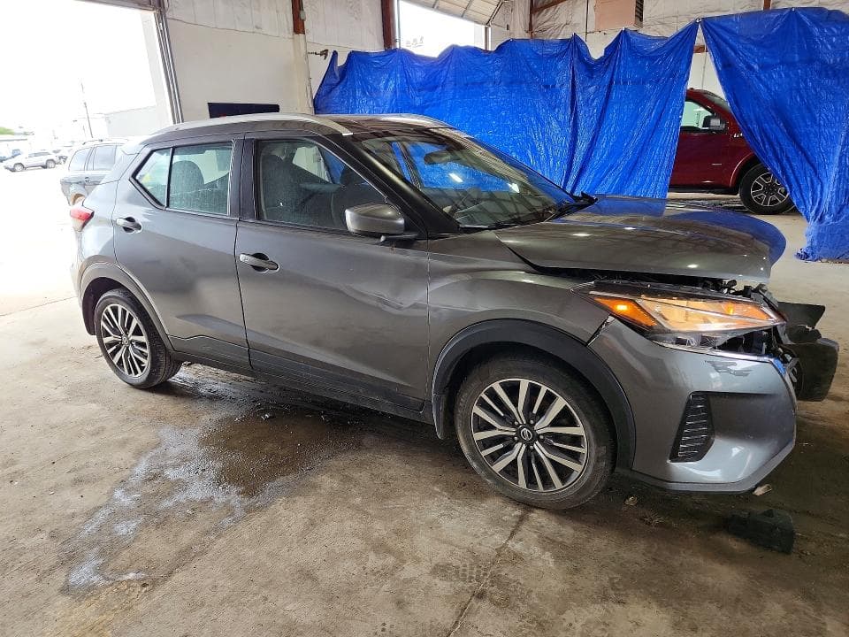 2021 NISSAN KICKS SV 4