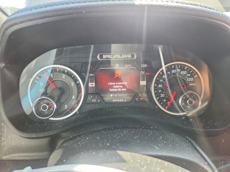 2019 RAM 3500 LARAMIE 9