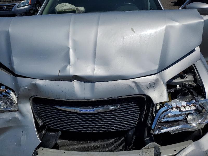 2019 CHRYSLER 300 TOURING 11