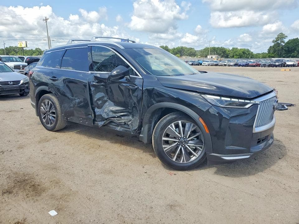2026 INFINITI QX60 LUXE 4