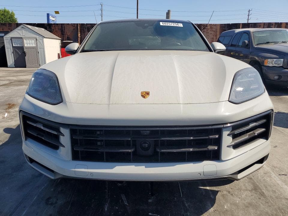 2024 PORSCHE CAYENNE COUPE 5