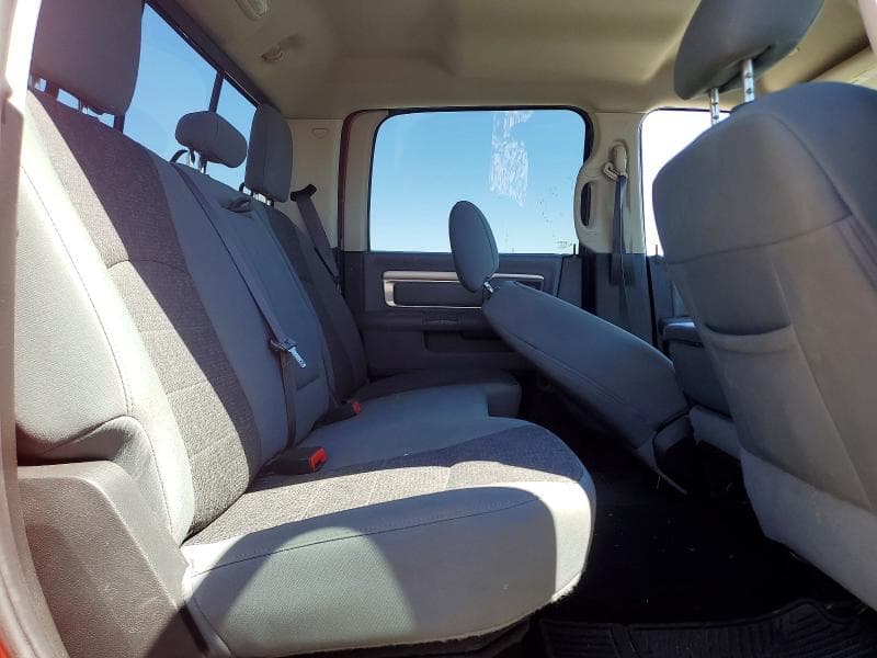 2019 RAM 1500 CLASSIC SLT 10