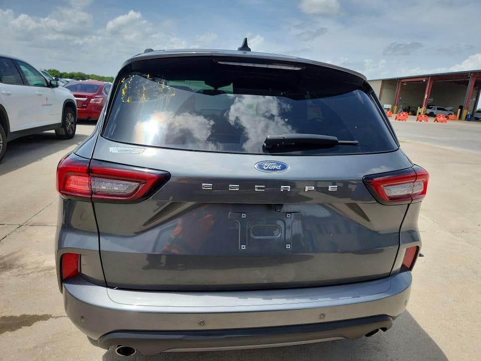 2024 FORD ESCAPE ST LINE 6