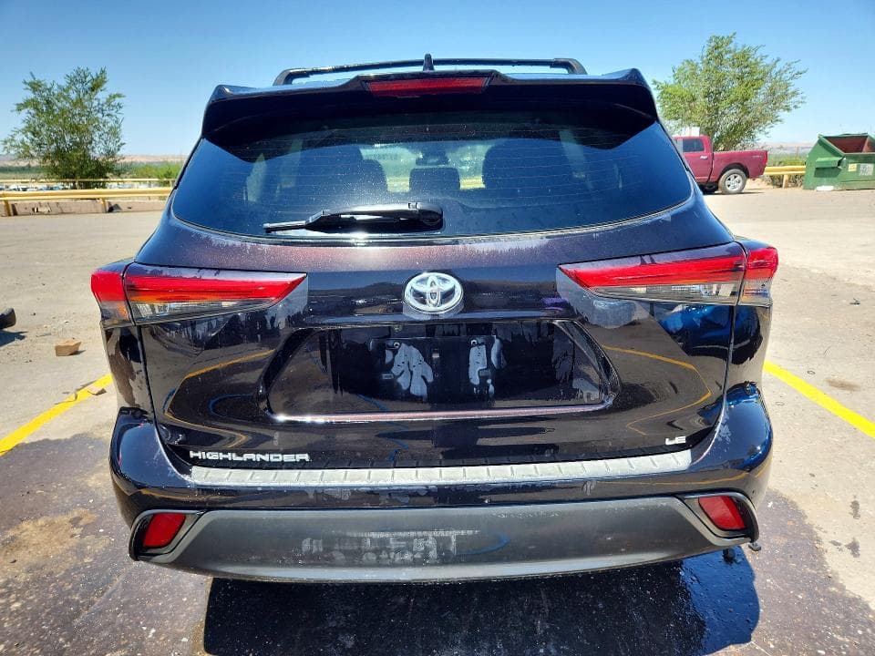 2021 TOYOTA HIGHLANDER LE 6
