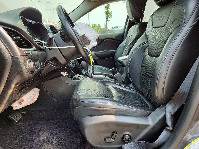 2019 JEEP CHEROKEE LIMITED 7